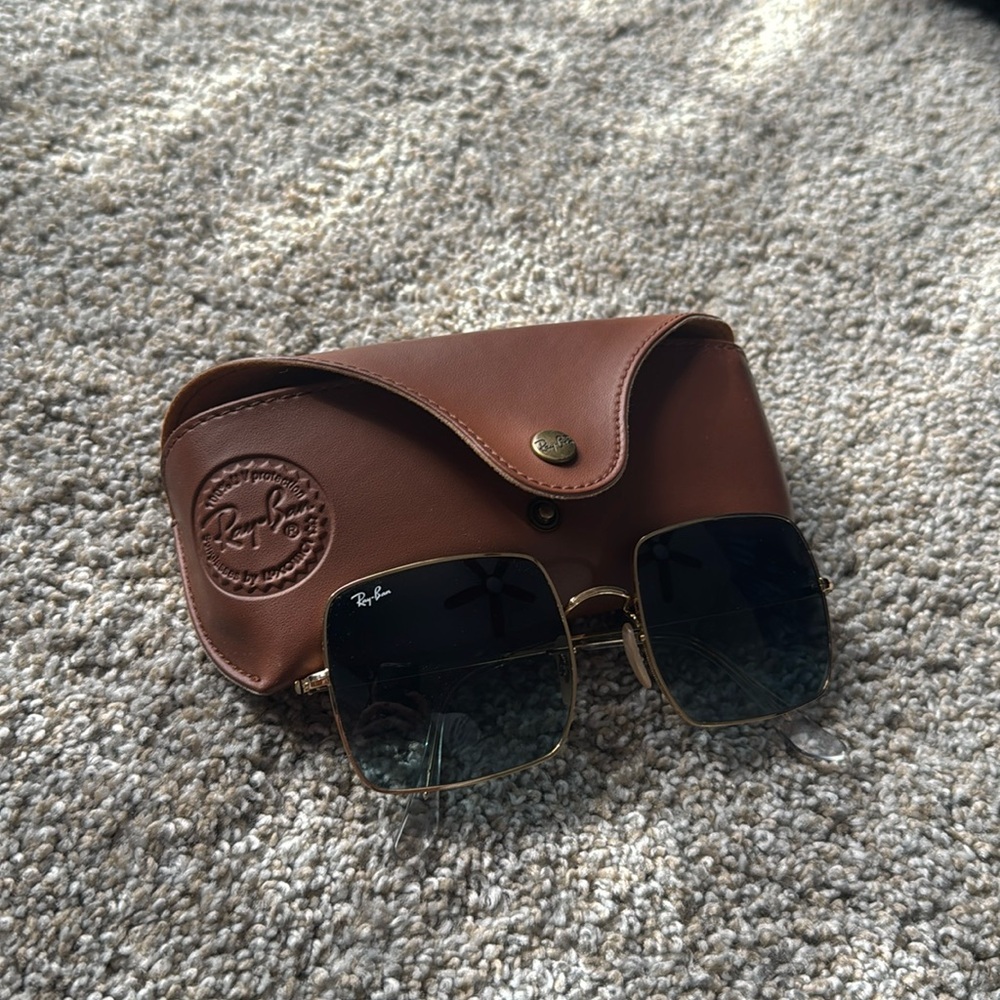 Ray-Ban Square 1971 Classic Sunglasses